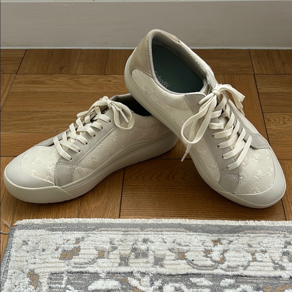 Dr. Scholl's Time Off Platform Sneaker